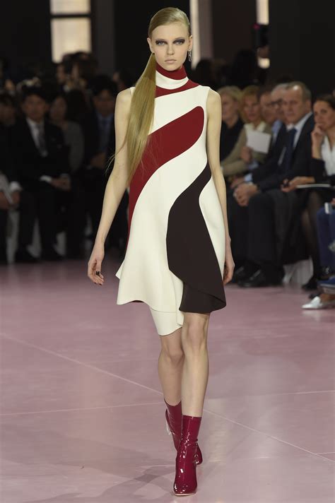 dior fashion show 2015 paris|christian Dior runway looks.